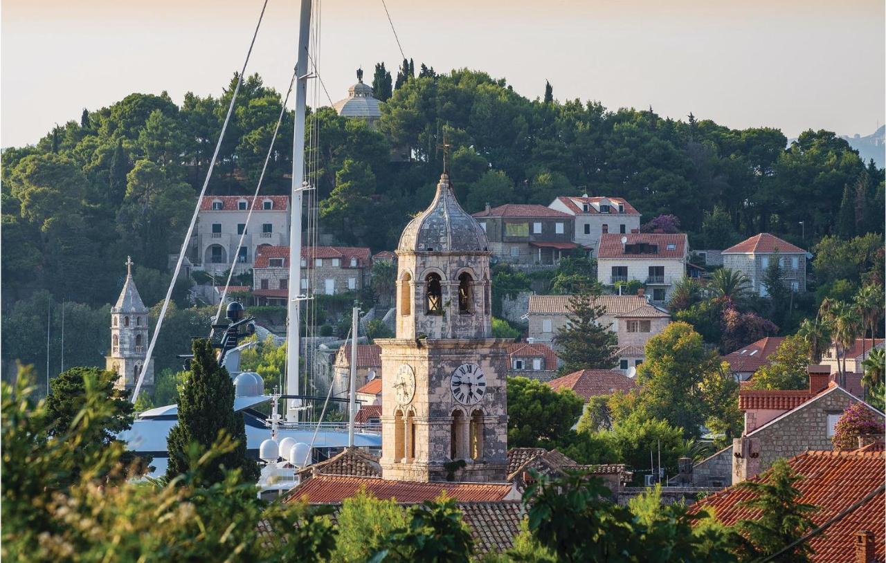 Nice Apartment In Cavtat With Wifi Eksteriør billede